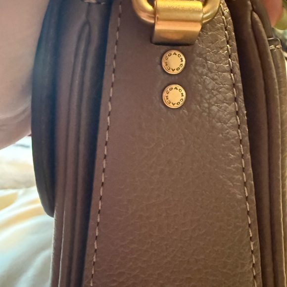 Coach Cassie 19 Pebbled Leather Turnlock Bag in Dark Stone - Picture 11 of 12